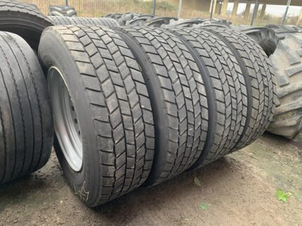 Komplet kół rolniczych do przyczep 315/70R22.5 WĄSKIE KOŁA BEZDĘTKOWE  8-OTWORÓW PRZYCZEPA HL