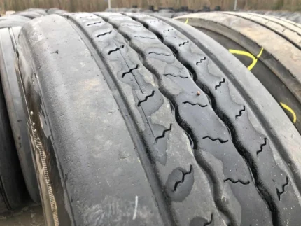 Opony ciężarowe 315/70R22.5 CONTINENTAL HYBRID HS3 / 7-8mm