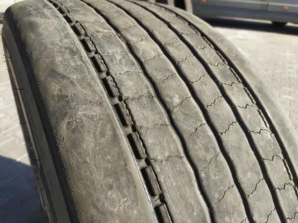 Opona ciężarowa 315/60R22.5 HANKOOK SMART FLEX AH31 / 4-5mm