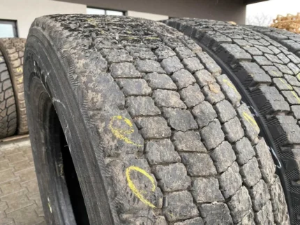 Opony ciężarowe 315/70R22.5 CONTINENTAL HDW2 SCANDINAVIA / 11-14mm