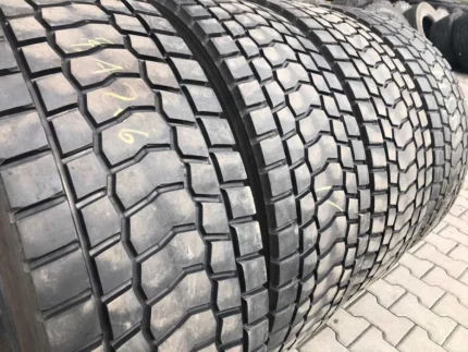 Opony ciężarowe 315/70R22.5 BRIDGESTONE R-DRIVE 001 / POGŁĘBIANE