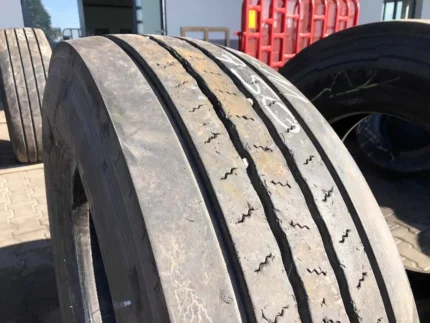 Opona ciężarowa 315/70R22.5 SEMPERIT RUNNER F2 / 8-11mm
