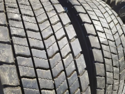 Opony ciężarowe 315/70R22.5 CONTINENTAL HYBRID HD3 / 15-17 mm