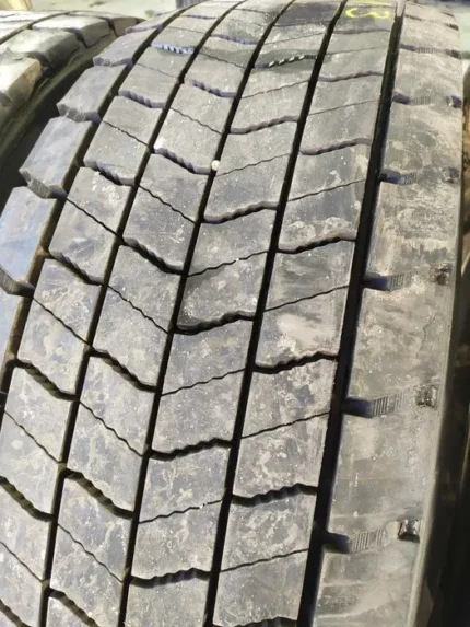 Opony ciężarowe 315/70R22.5 CONTINENTAL CONTI  HYBRID HD3 / 11-13mm