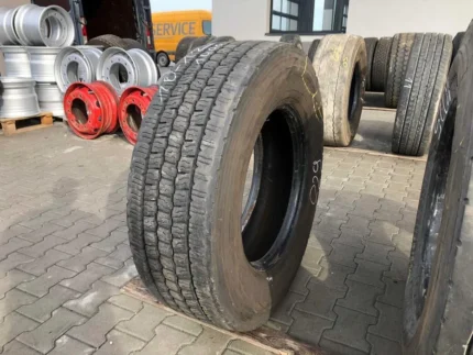 Opona ciężarowa 315/70R22.5 BRIDGESTONE W958 / 10-12mm