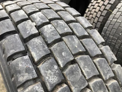 Opona ciężarowa 315/70R22.5 CONTINENTAL HDR2+ / 17-18mm