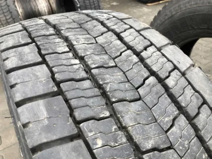 Opona ciężarowa 315/70R22.5 PIRELLI TW:01 / 13-15mm