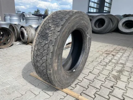  Opona ciężarowa 315/70R22.5 GOODYEAR KMAX D GEN-2 / 9-10mm
