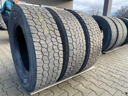  Opony ciężarowe 315/70R22.5 BIEŻNIKOWANE TYP BANDAG BDR HT4 / 6-8mm