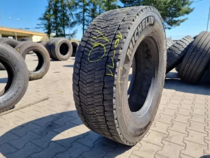 Opona ciężarowa 315/70R22.5 MICHELIN XMULTI D / 10-11mm