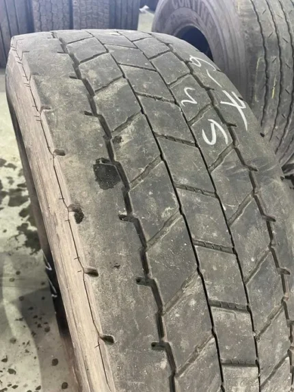 Opona ciężarowa 315/70R22.5 SEMPERIT RUNNER D2 / 6-7mm