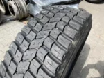 Opona ciężarowa 315/70R22.5 BIEŻNIKOWANA TYP KOSTKA  / 15mm