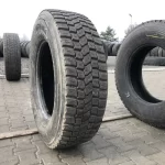  Opona ciężarowa 315/70R22.5 BIEŻNIKOWANA NAPĘDOWA TYP KOSTKA / 12-13mm