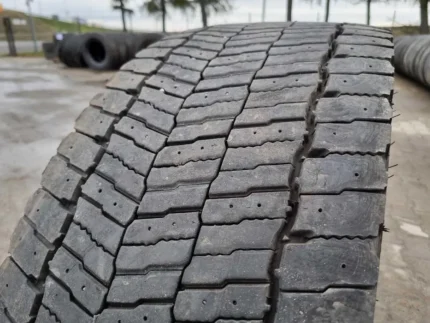 Opona ciężarowa 315/70R22.5 MICHELIN XMULTI D / 8-11mm