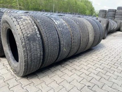 Opony ciężarowe 315/70R22.5 CONTINENTAL CONTI HYBRID HD3 / 10-12mm