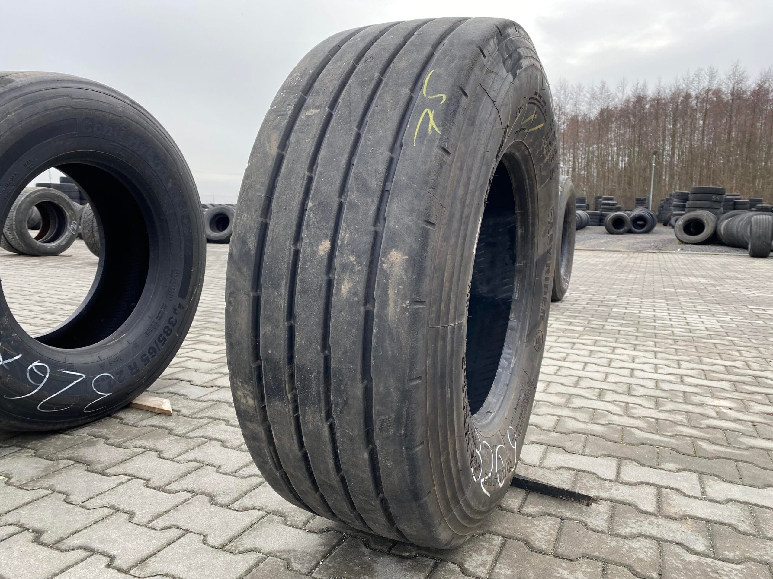 Opona ciężarowa 385/65R22.5 KRONE KR912 / 12-13mm Opona ciężarowa 385/65R22.5 KRONE KR912 / 12-13mm