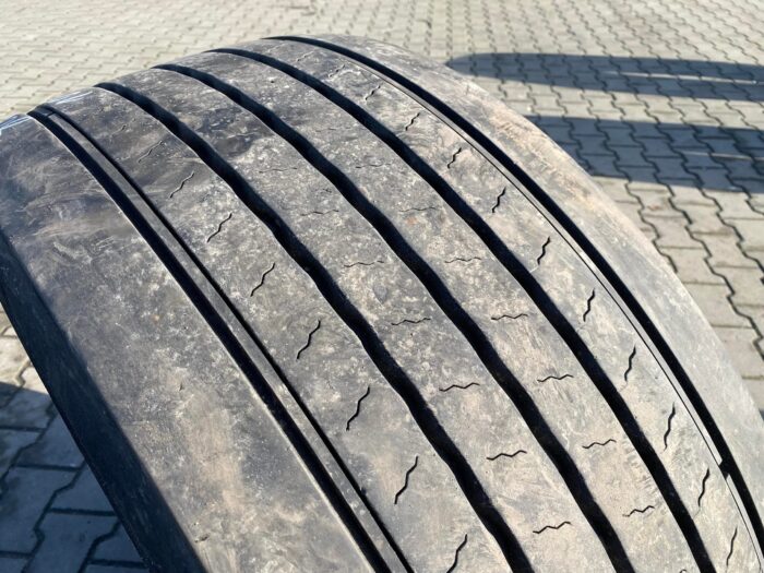 Opona ciężarowa 385/55R22.5 CONTINENTAL CONTI HYBRID HS3+ / 10-11mm