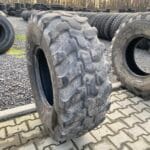  Opona przemysłowa uniwersalna 405/70R20 DUNLOP SPT9 / 30-40% bieżnika 16.5r20