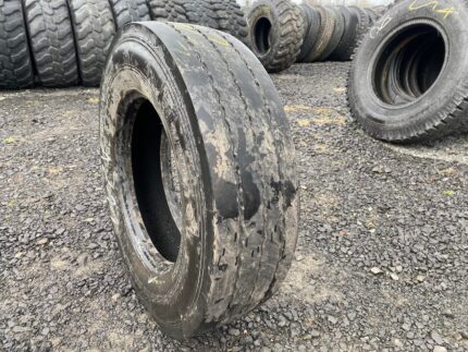  Opona ciężarowa 235/75R17.5  BARUM BT200 ROAD / 6-7mm