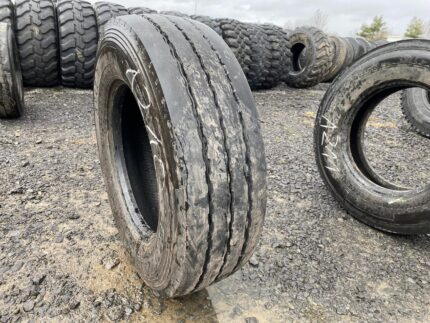  Opona ciężarowa 235/75R17.5 GOODYEAR KMAX T / 8-9mm