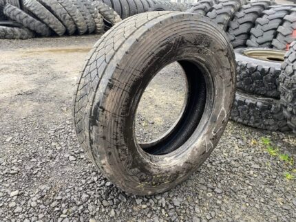 Opona ciężarowa 285/70R19.5 DUNLOP SP446 / 8-10mm