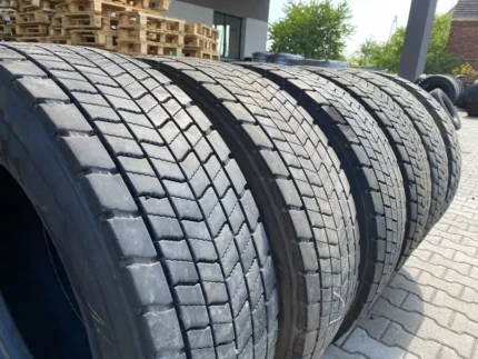Opony ciężarowe 315/70R22.5 CONTINENTAL CONTI HYBRID HD3 / 12-14mm