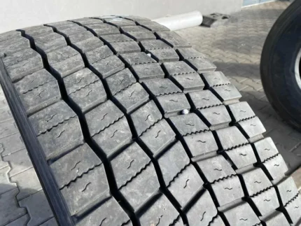 Opona ciężarowa 315/70R22.5 HANKOOK DH31 SMART FLEX / 13-14mm