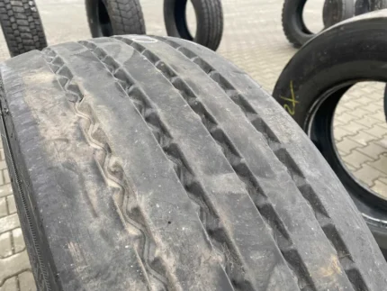 Opona ciężarowa 315/70R22.5 CONTINENTAL HSR2 / 9-10mm