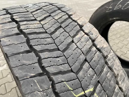 Opona ciężarowa 315/70R22.5 MICHELIN X MULTI D / 14-15mm