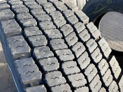 Opona ciężarowa 315/70R22.5 CONTINENTAL HDW2 SCANDINAVIA / 18-19mm