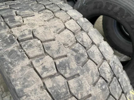 Opona ciężarowa 315/70R22.5 BANDAG TYP BRIDGESTONE R-DRIVE 001 /  8-9mm
