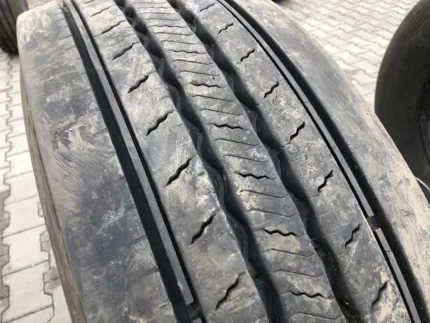 Opona ciężarowa 315/70R22.5  CONTINENTAL CONTI  HYBRID HS3+ / 12-13mm