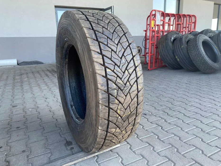 Opona ciężarowa 315/70R22.5 GOODYEAR KMAX D / 18-19mm Opona ciężarowa 315/70R22.5 GOODYEAR KMAX D / 18-19mm