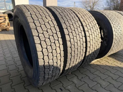  Opony ciężarowe 315/70R22.5 BIEŻNIKOWANE TYP BERLINER B225 (K-225) / 13-17mm