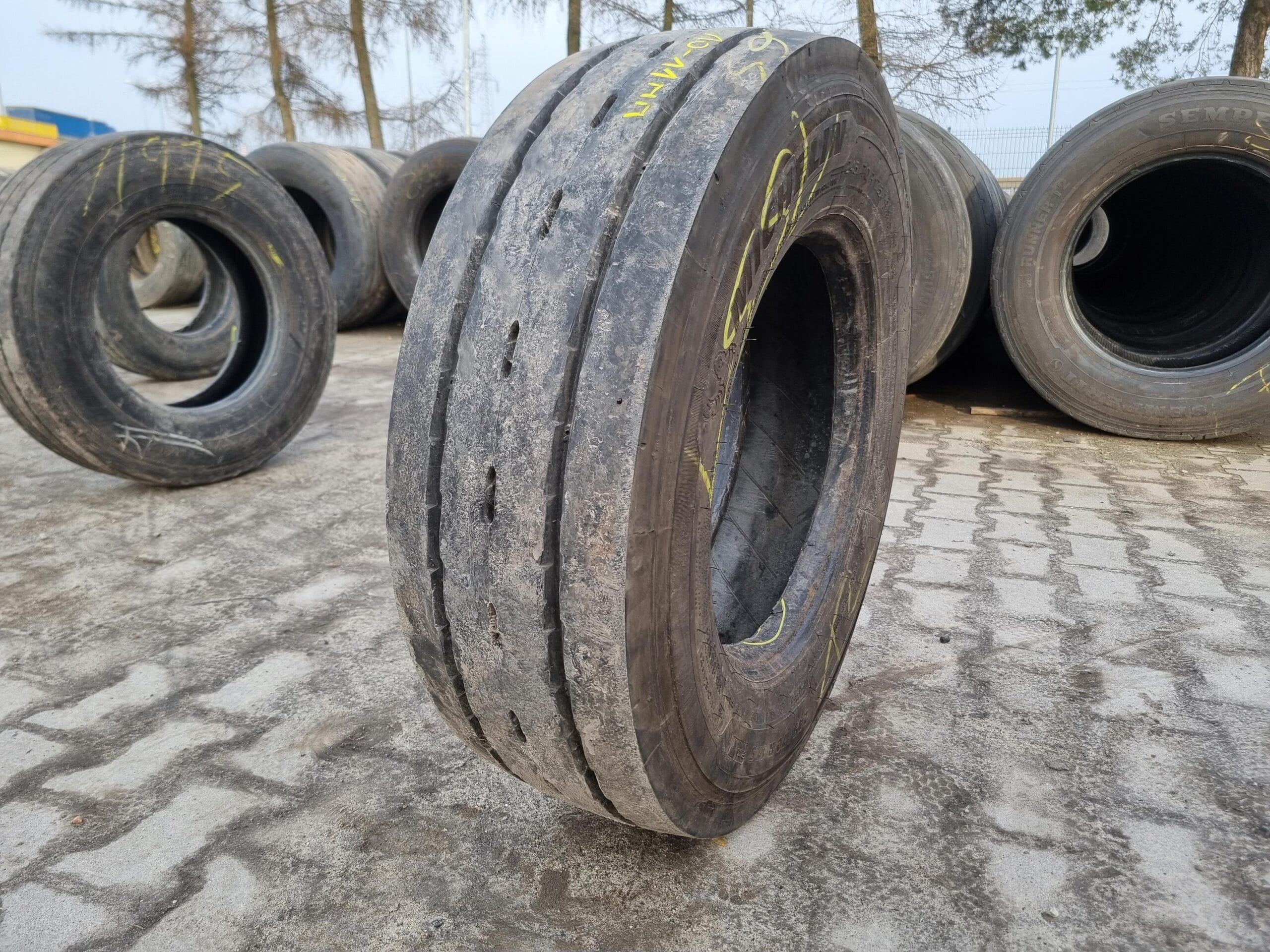 Opona ciężarowa 245/70R17.5 MICHELIN XMULTI T EVO 2 / 10mm Opona ciężarowa 245/70R17.5 MICHELIN XMULTI T EVO 2 / 10mm