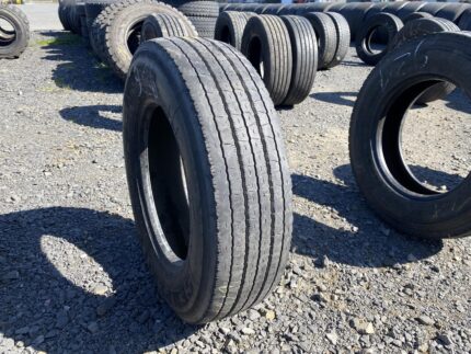  Opona ciężarowa 215/75R17.5 SEMPERIT EURO-STEEL / 8-9mm