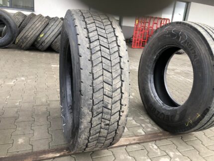  Opona ciężarowa 315/70R22.5 SEMPERIT RUNNER D2 / 10-11mm