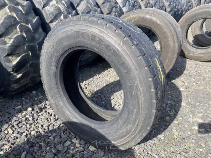 Opona ciężarowa 225/75R17.5 KUMHO KRD02 / 7-8mm