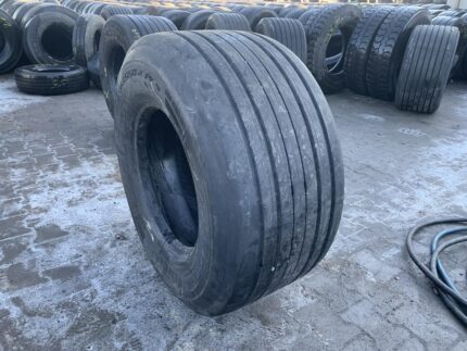  Opona używana ciężarowa naczepowa mega 435/50R19.5 PIRELLI ST:01 NEVERENDING ENERGY / 10-11mm