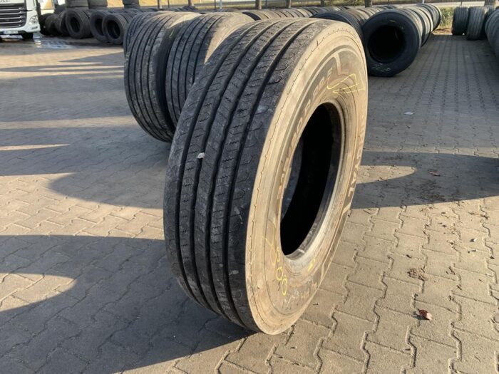 Używane opony do ciężarówek 315/80R22.5 UNIROYAL FH40 / 13mm