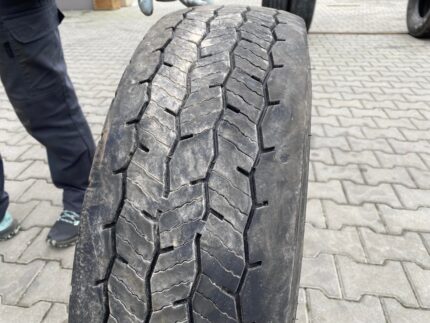 Opona ciężarowa 215/75R17.5 HANKOOK SMART FLEX DH35  / 6-7mm