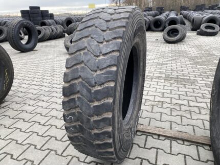  Opona ciężarowa 315/80R22.5 BIEŻNIKOWANA TYP FIRESTONE FD833 / 8-10mm
