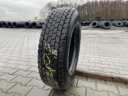  Opona ciężarowa 215/75R17.5 HANKOOK DH05 / 9-12mm