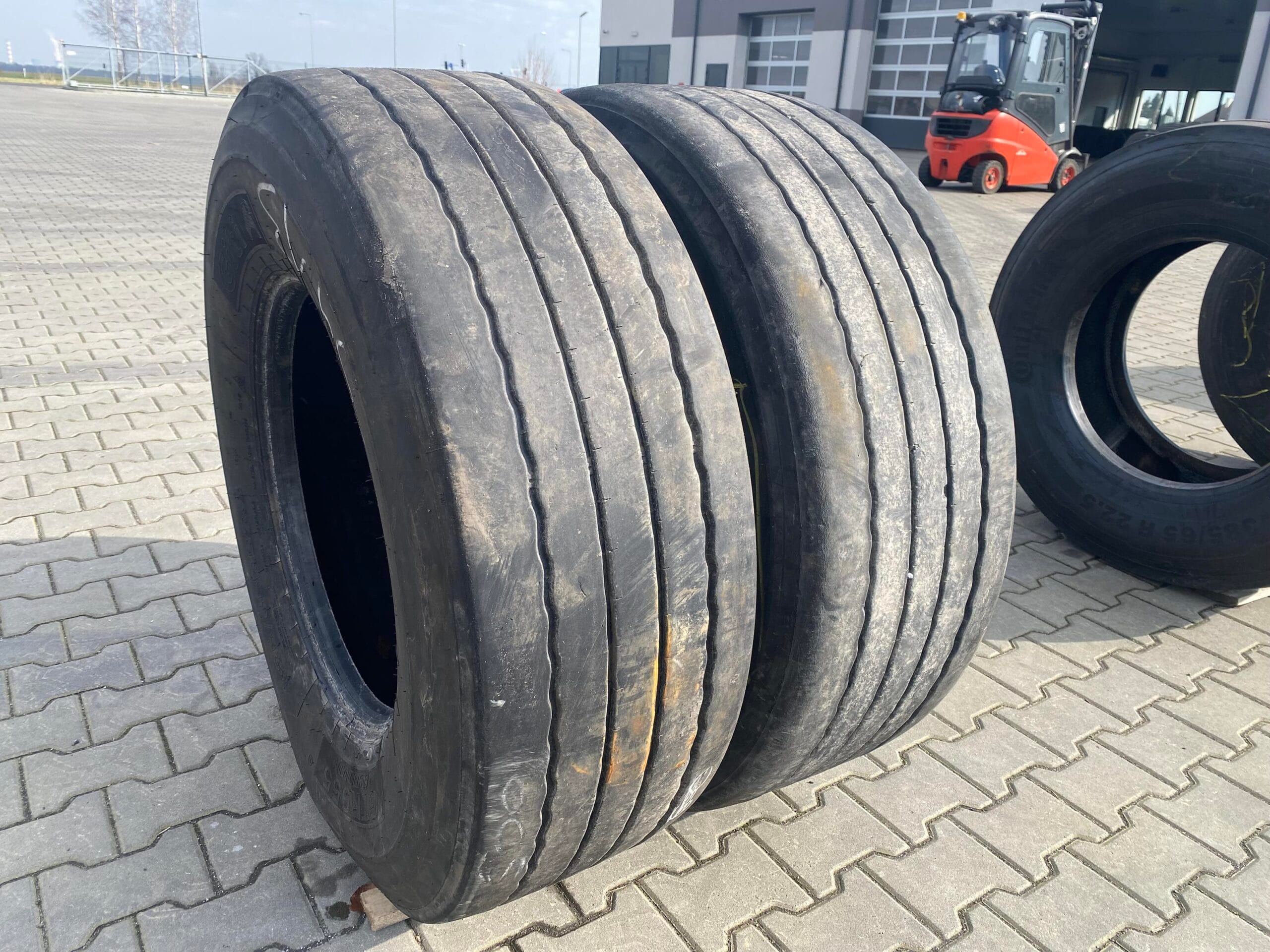 Opony ciężarowe 385/65R22.5 GITI GTR955 COMBI ROAD / 8-10mm Opony ciężarowe 385/65R22.5 GITI GTR955 COMBI ROAD / 8-10mm