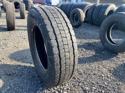  Opona ciężarowa 215/75R17.5 TRUCKSTAR TH DRIVE 3 / 10-11mm