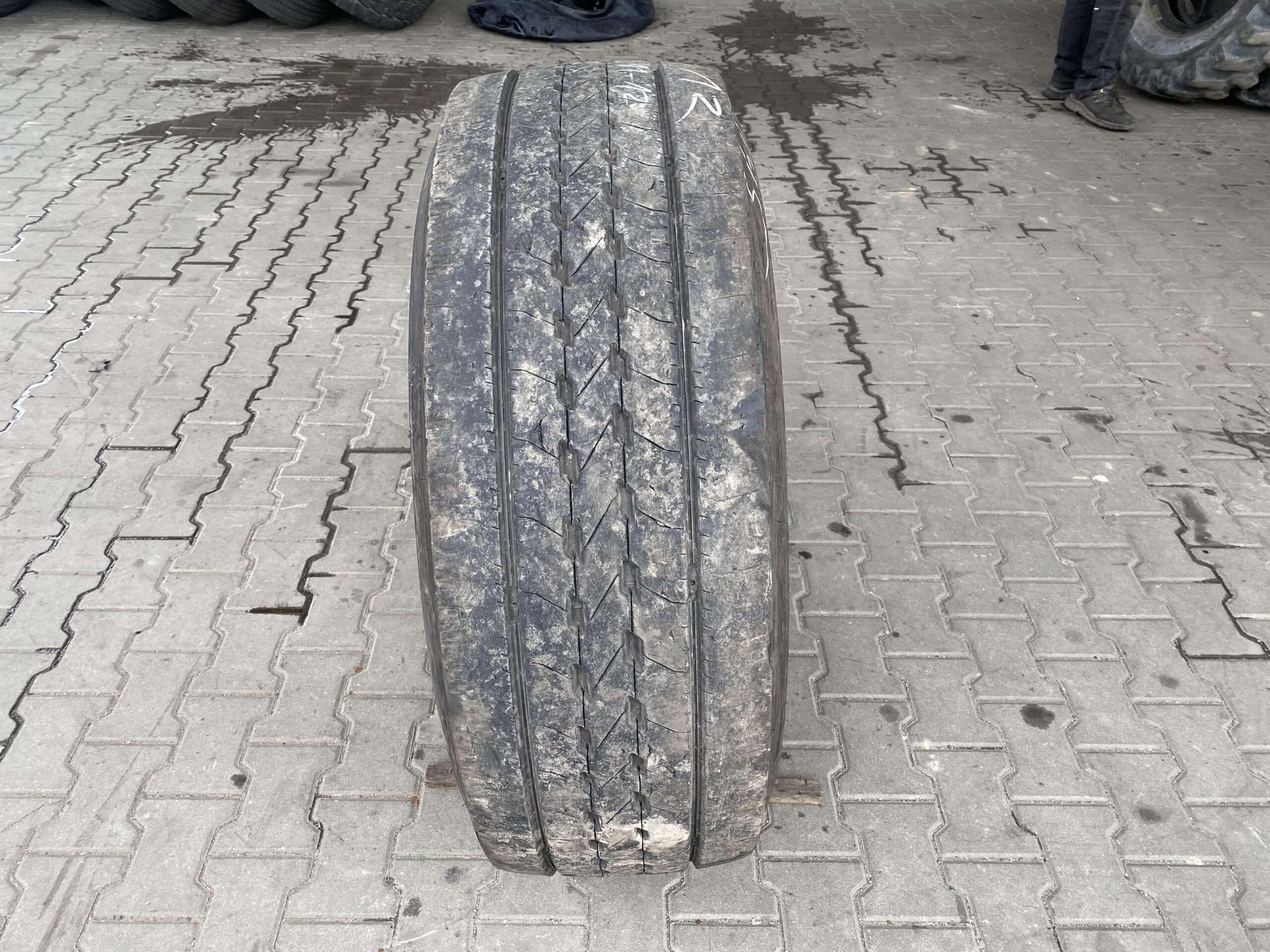 Opona ciężarowa 385/65R22.5 GOODYEAR KMAX S GEN-2 / 11-12mm Opona ciężarowa 385/65R22.5 GOODYEAR KMAX S GEN-2 / 11-12mm