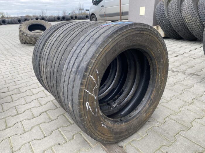 Opony do cięzarówek 205/65R17.5 BRIDGESTONE R168 / 7-8mm