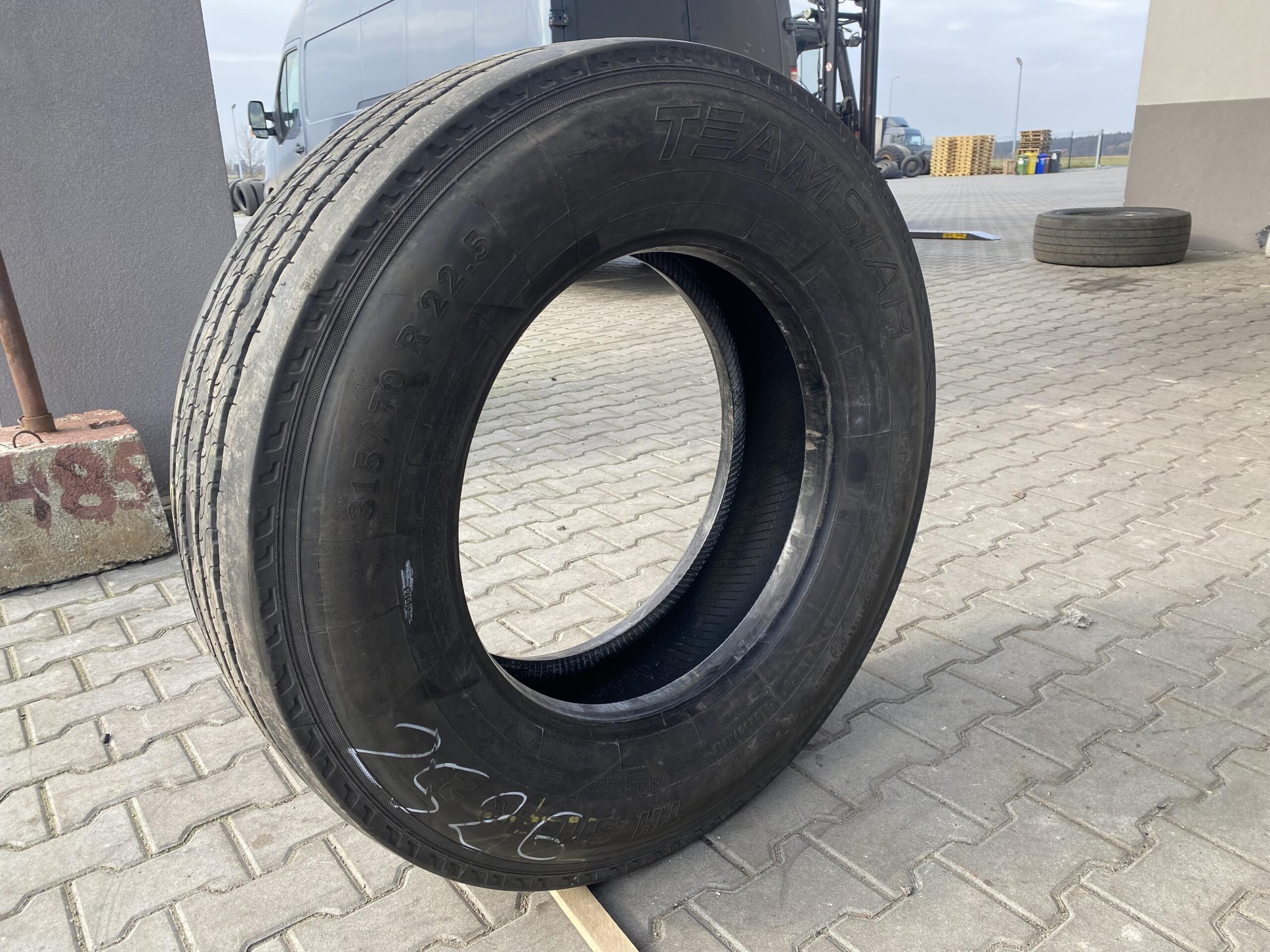 Opona ciężarowa 315/70R22.5 TEAMSTAR TH STEER 2 / 9-10mm Opona ciężarowa 315/70R22.5 TEAMSTAR TH STEER 2 / 9-10mm