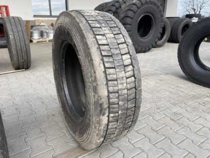  Opona ciężarowa 315/70R22.5 DUNLOP SP444 / 9-10mm
