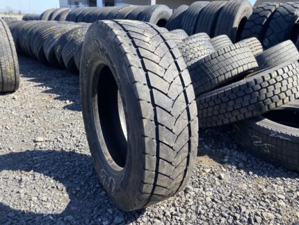  Opona ciężarowa 215/75R17.5 GOODYEAR KMAX D / 7-8mm